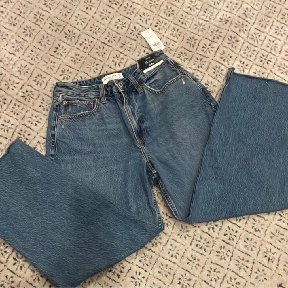 Abercrombie & Fitch High Rise Loose NWT